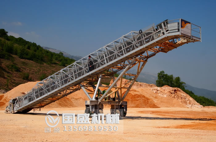 可升降移動(dòng)皮帶機(jī) 可升降移動(dòng)皮帶機(jī)